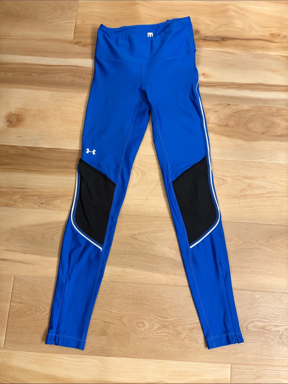 Under Armour Blue Athletic Leggings with Black Insets